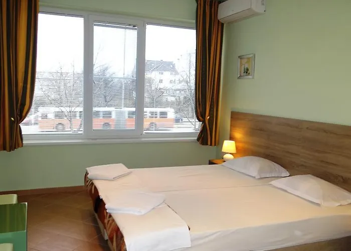 Guest Rooms Kom